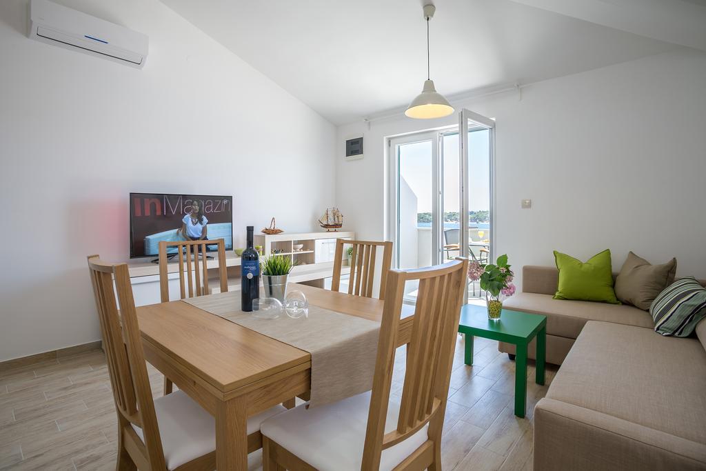 Apartments Oleandar Rogoznica  Chambre photo
