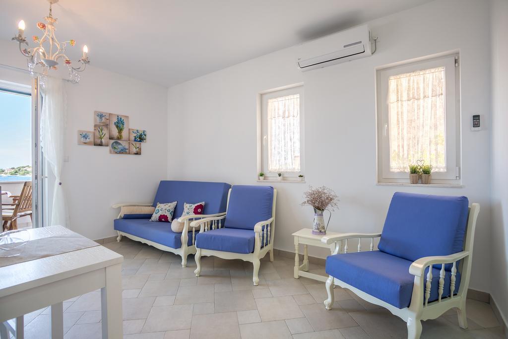 Apartments Oleandar Rogoznica  Chambre photo